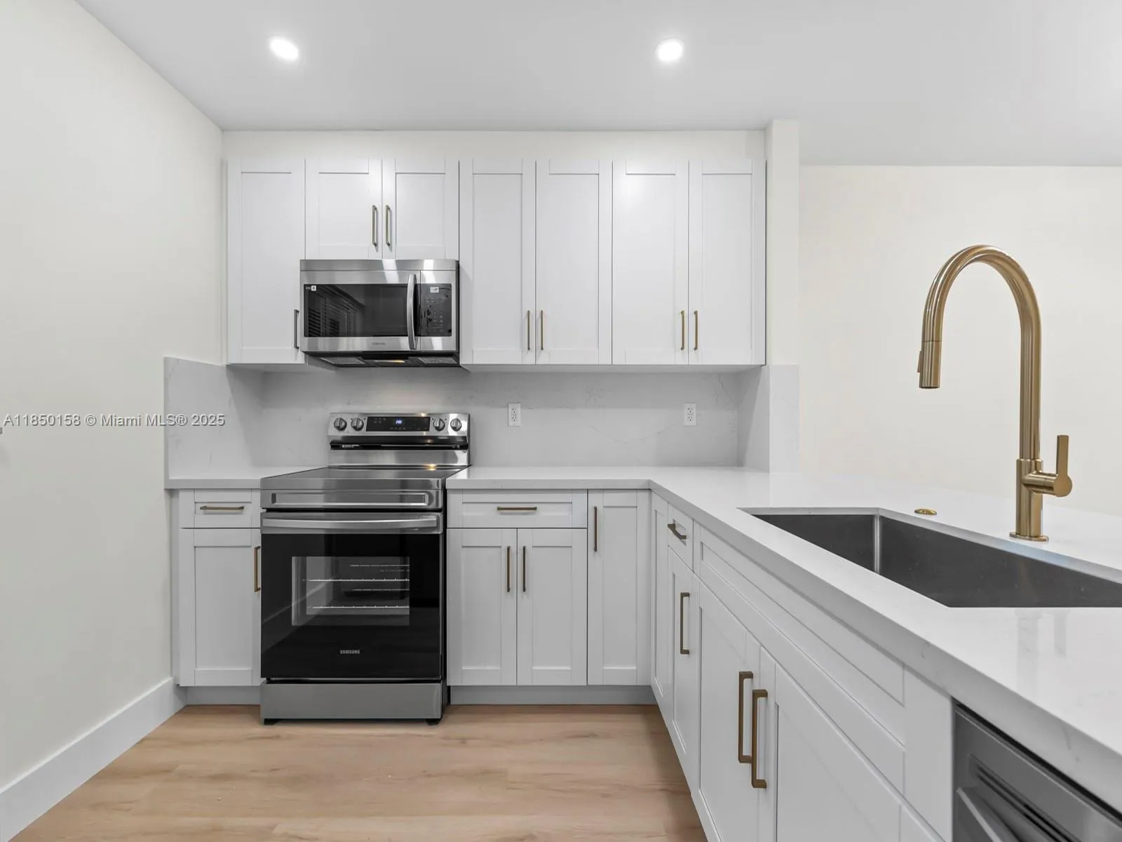 7850 Camino Real O-116, Miami, Florida 33143, Miami, Florida 33143, 1 Bedroom Bedrooms, ,1 BathroomBathrooms,Residential,For Sale,7850 Camino Real O-116, Miami, Florida 33143,A11850158