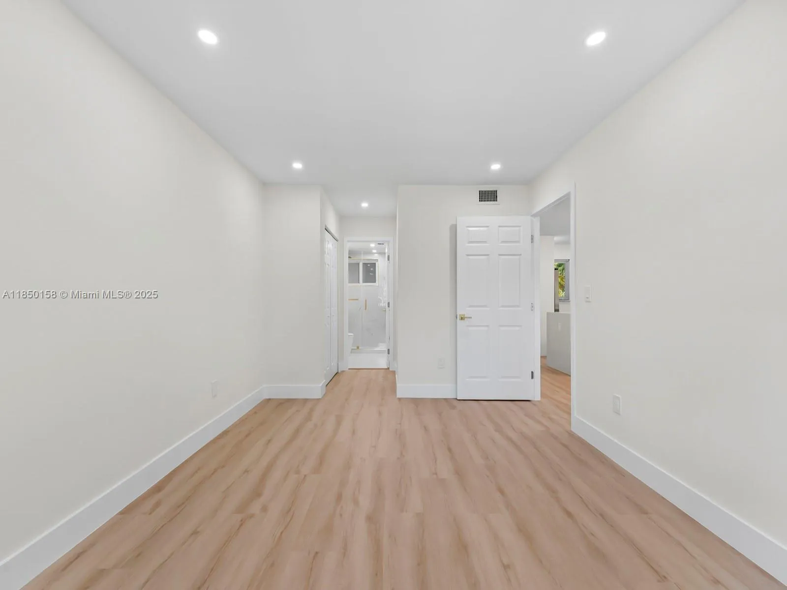 7850 Camino Real O-116, Miami, Florida 33143, Miami, Florida 33143, 1 Bedroom Bedrooms, ,1 BathroomBathrooms,Residential,For Sale,7850 Camino Real O-116, Miami, Florida 33143,A11850158