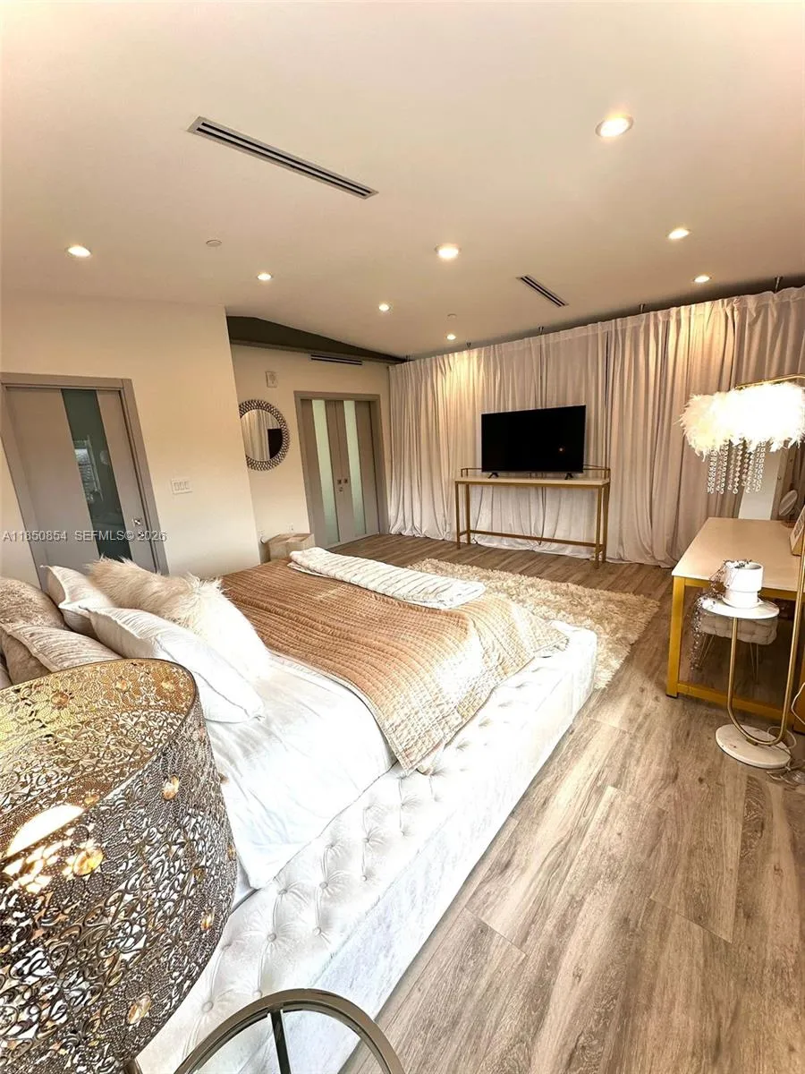 8035 Abbott Av, Miami Beach, Florida 33141, Miami Beach, Florida 33141, ,Commercial Sale,For Sale,8035 Abbott Av, Miami Beach, Florida 33141,A11850854