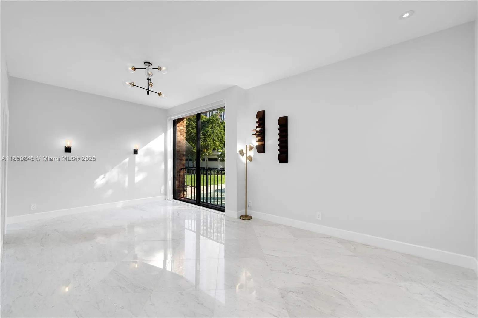 1558 Ne Quayside Ter D10, Miami, Florida 33138, Miami, Florida 33138, 4 Bedrooms Bedrooms, ,4 BathroomsBathrooms,Residential,For Sale,1558 Ne Quayside Ter D10, Miami, Florida 33138,A11850845