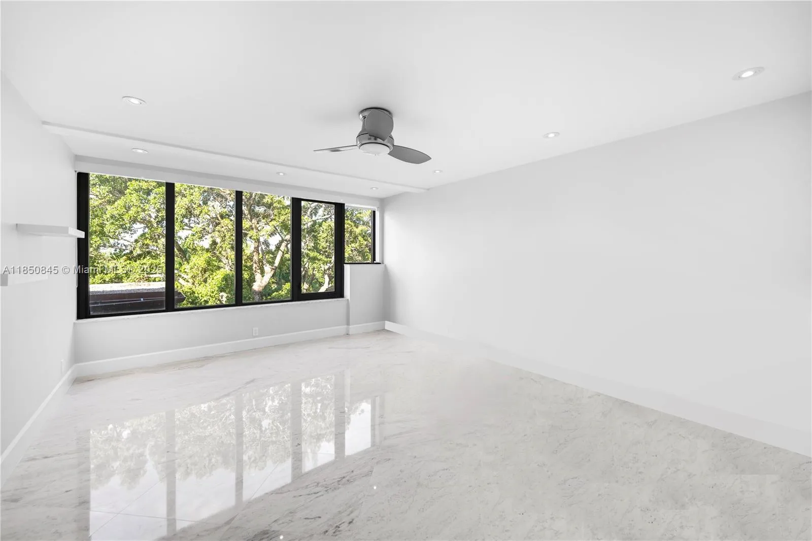 1558 Ne Quayside Ter D10, Miami, Florida 33138, Miami, Florida 33138, 4 Bedrooms Bedrooms, ,4 BathroomsBathrooms,Residential,For Sale,1558 Ne Quayside Ter D10, Miami, Florida 33138,A11850845