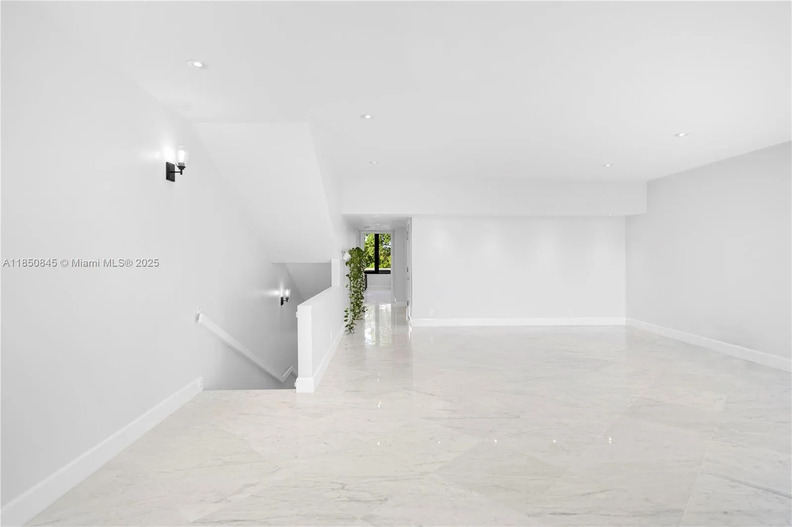 1558 Ne Quayside Ter D10, Miami, Florida 33138, Miami, Florida 33138, 4 Bedrooms Bedrooms, ,4 BathroomsBathrooms,Residential,For Sale,1558 Ne Quayside Ter D10, Miami, Florida 33138,A11850845