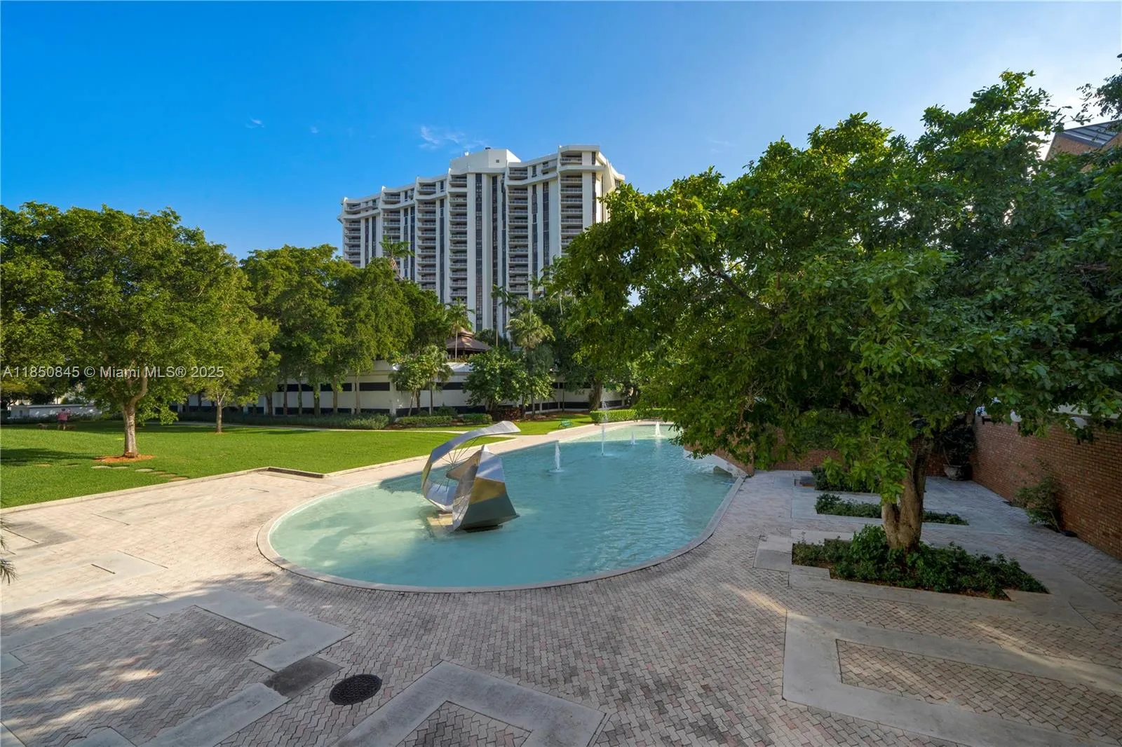 1558 Ne Quayside Ter D10, Miami, Florida 33138, Miami, Florida 33138, 4 Bedrooms Bedrooms, ,4 BathroomsBathrooms,Residential,For Sale,1558 Ne Quayside Ter D10, Miami, Florida 33138,A11850845