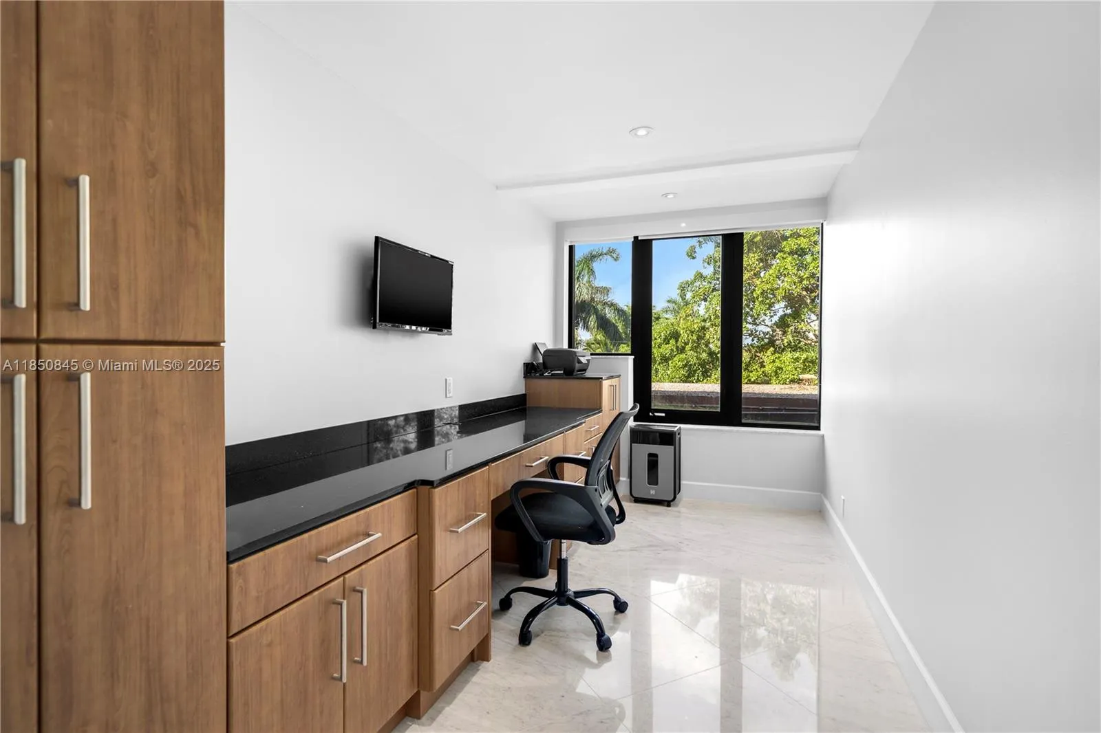 1558 Ne Quayside Ter D10, Miami, Florida 33138, Miami, Florida 33138, 4 Bedrooms Bedrooms, ,4 BathroomsBathrooms,Residential,For Sale,1558 Ne Quayside Ter D10, Miami, Florida 33138,A11850845