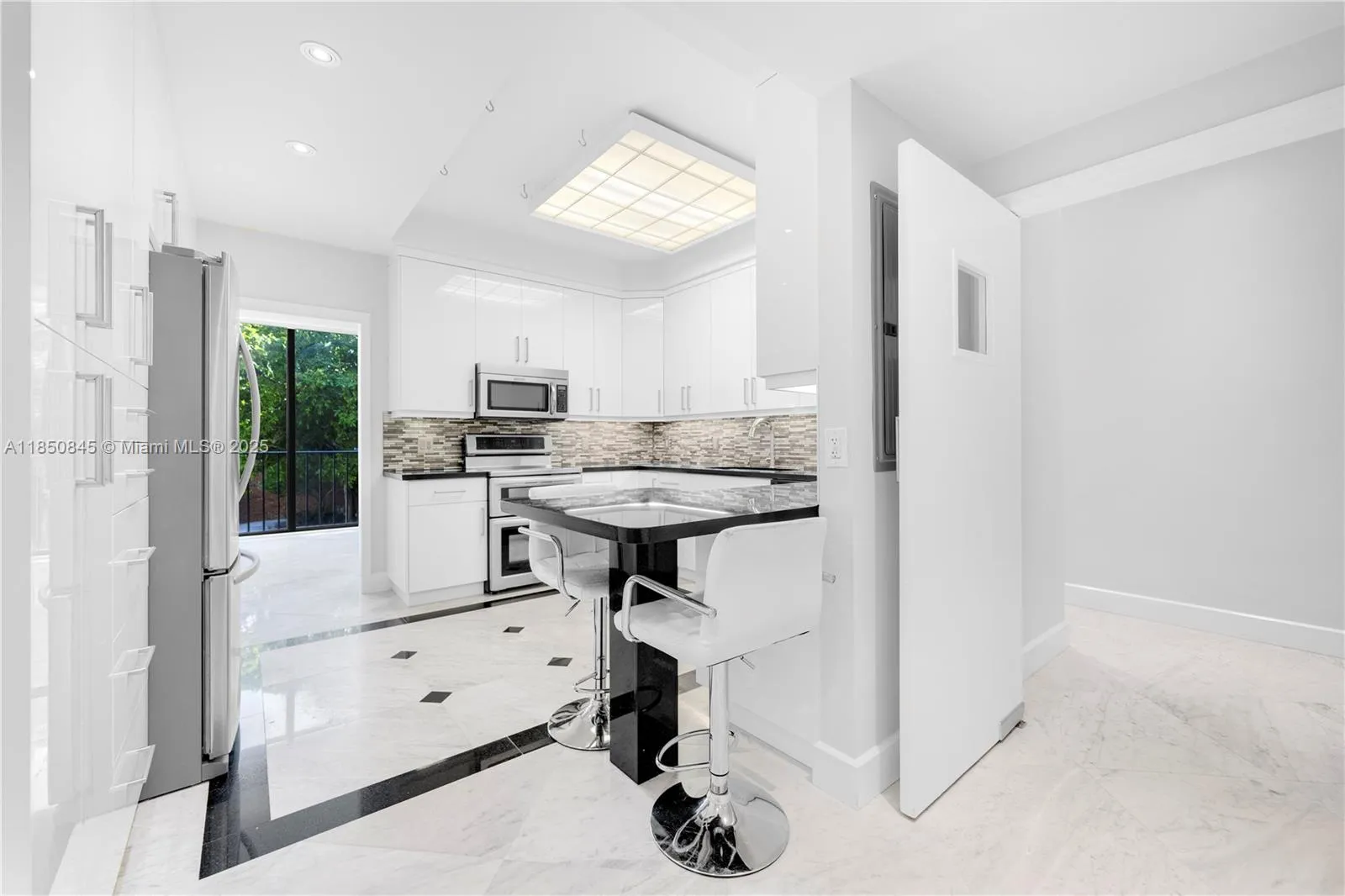 1558 Ne Quayside Ter D10, Miami, Florida 33138, Miami, Florida 33138, 4 Bedrooms Bedrooms, ,4 BathroomsBathrooms,Residential,For Sale,1558 Ne Quayside Ter D10, Miami, Florida 33138,A11850845