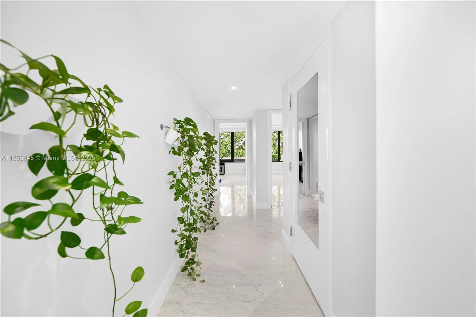 1558 Ne Quayside Ter D10, Miami, Florida 33138, Miami, Florida 33138, 4 Bedrooms Bedrooms, ,4 BathroomsBathrooms,Residential,For Sale,1558 Ne Quayside Ter D10, Miami, Florida 33138,A11850845