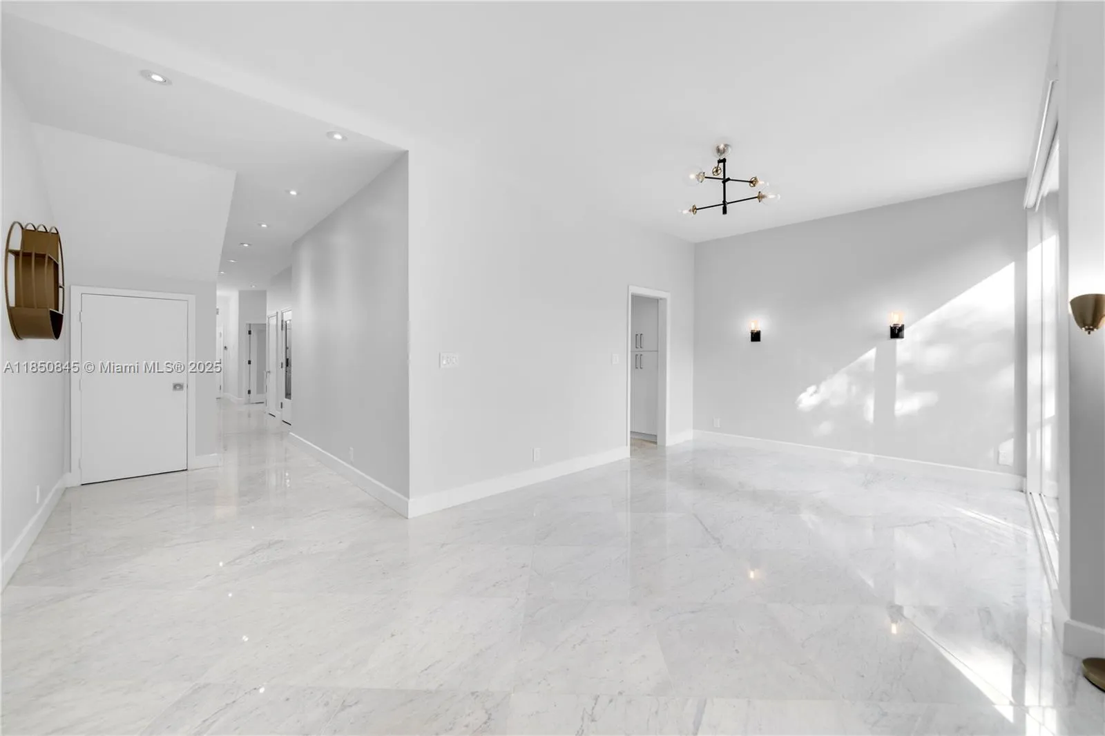 1558 Ne Quayside Ter D10, Miami, Florida 33138, Miami, Florida 33138, 4 Bedrooms Bedrooms, ,4 BathroomsBathrooms,Residential,For Sale,1558 Ne Quayside Ter D10, Miami, Florida 33138,A11850845