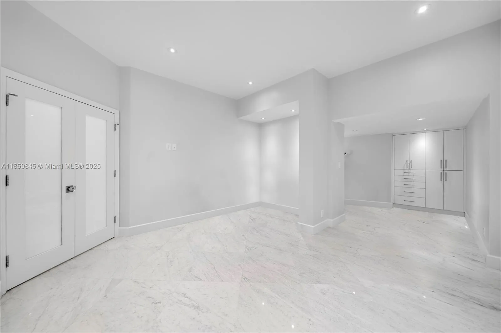 1558 Ne Quayside Ter D10, Miami, Florida 33138, Miami, Florida 33138, 4 Bedrooms Bedrooms, ,4 BathroomsBathrooms,Residential,For Sale,1558 Ne Quayside Ter D10, Miami, Florida 33138,A11850845