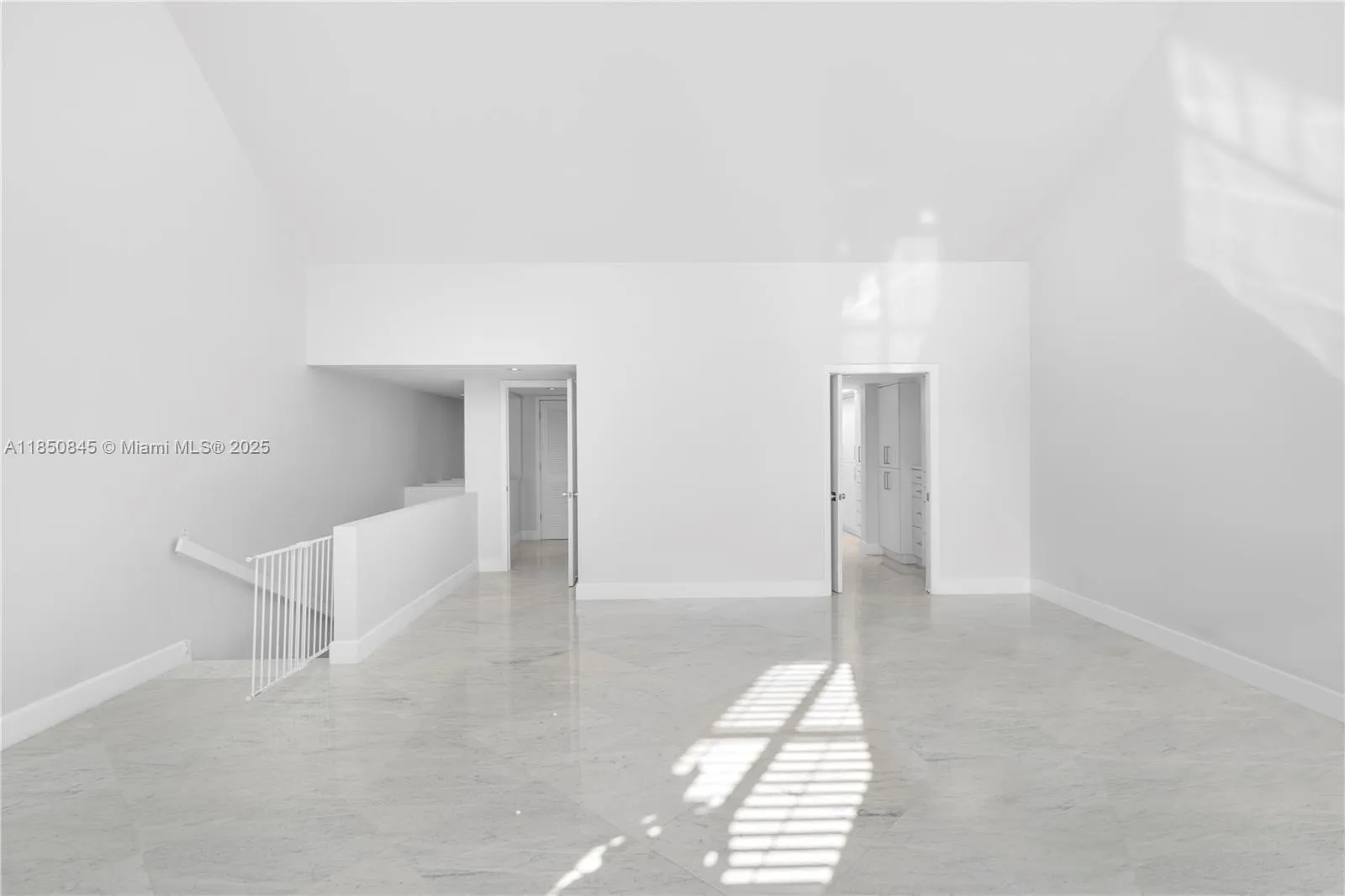 1558 Ne Quayside Ter D10, Miami, Florida 33138, Miami, Florida 33138, 4 Bedrooms Bedrooms, ,4 BathroomsBathrooms,Residential,For Sale,1558 Ne Quayside Ter D10, Miami, Florida 33138,A11850845