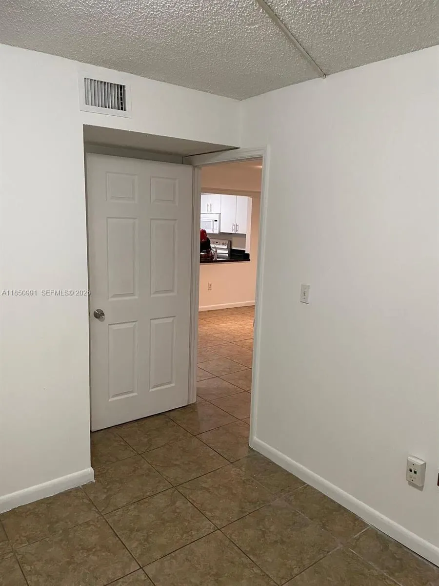 478 Ne 210th Cir Ter 103-12, Miami, Florida 33179, Miami, Florida 33179, 2 Bedrooms Bedrooms, ,2 BathroomsBathrooms,Residential Lease,For Rent,478 Ne 210th Cir Ter 103-12, Miami, Florida 33179,A11850991