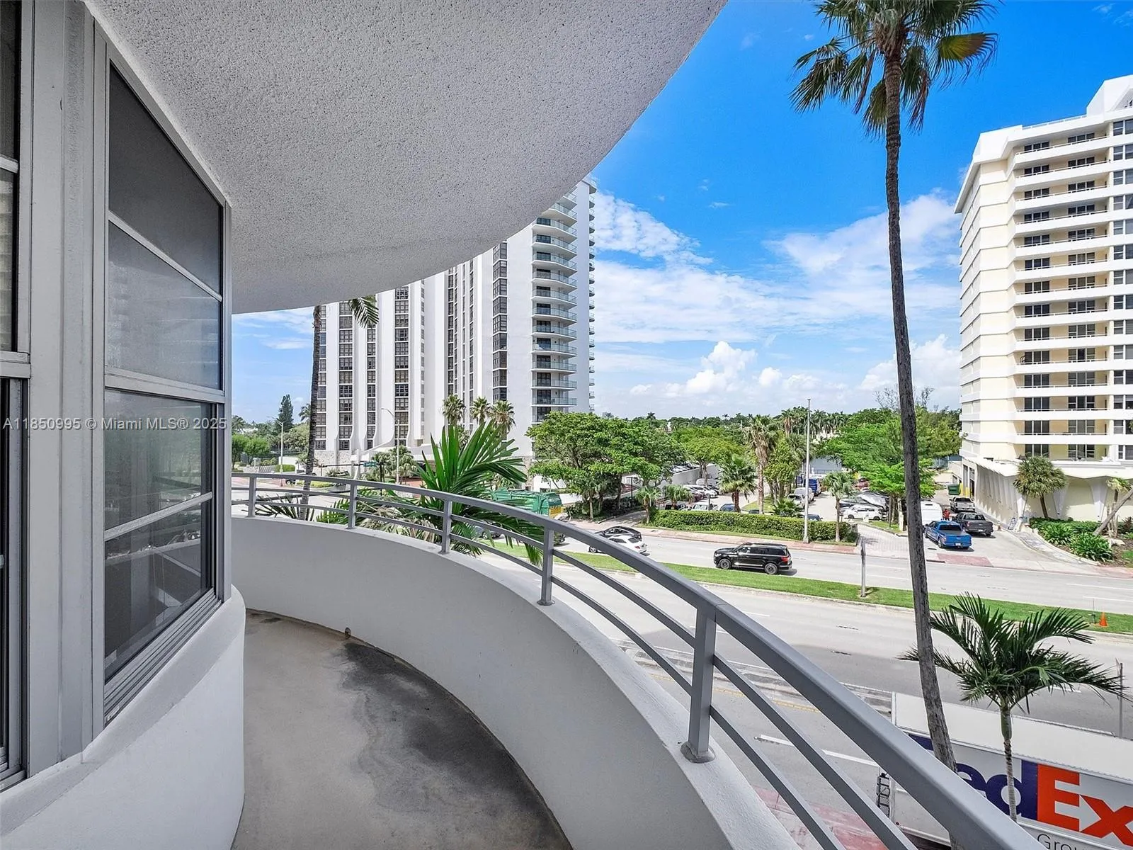 5555 Collins Ave 4s, Miami Beach, Florida 33140, Miami Beach, Florida 33140, 1 Bedroom Bedrooms, ,1 BathroomBathrooms,Residential,For Sale,5555 Collins Ave 4s, Miami Beach, Florida 33140,A11850995 5555 Collins Ave 4s, Miami Beach, Florida 33140, Miami Beach, Florida 33140, 1 Bedroom Bedrooms, ,1 BathroomBathrooms,Residential,For Sale,5555 Collins Ave 4s, Miami Beach, Florida 33140,A11850995