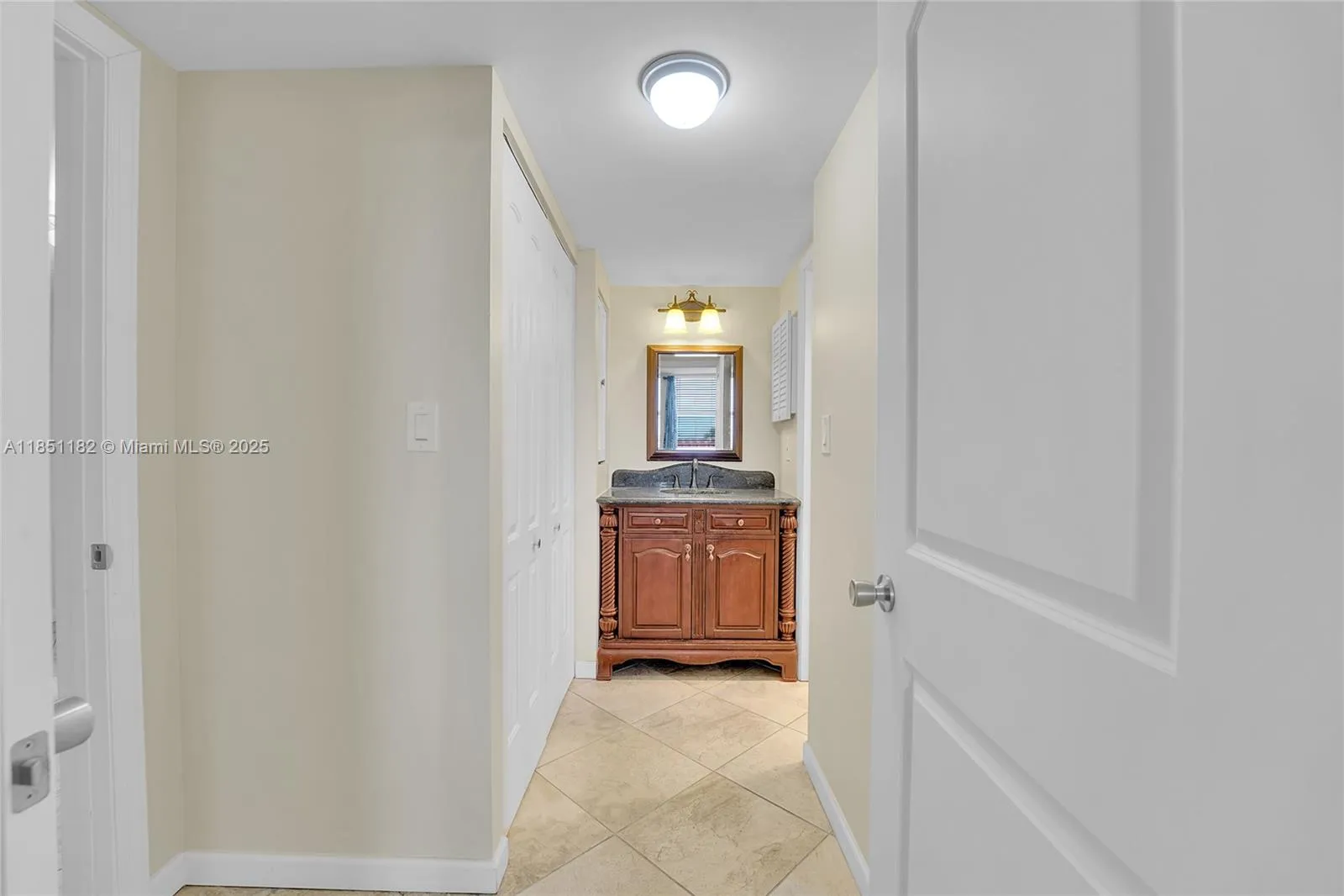 777 S Federal Hwy Rp402, Pompano Beach, Florida 33, Pompano Beach, Florida 33062, 2 Bedrooms Bedrooms, ,1 BathroomBathrooms,Residential,For Sale,777 S Federal Hwy Rp402, Pompano Beach, Florida 33,A11851182