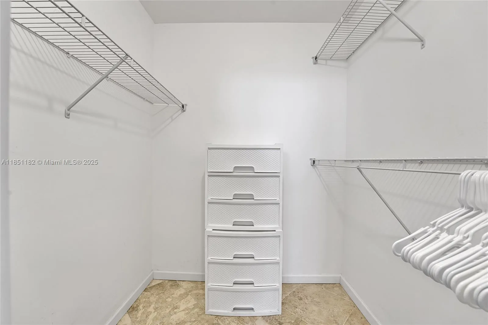 777 S Federal Hwy Rp402, Pompano Beach, Florida 33, Pompano Beach, Florida 33062, 2 Bedrooms Bedrooms, ,1 BathroomBathrooms,Residential,For Sale,777 S Federal Hwy Rp402, Pompano Beach, Florida 33,A11851182