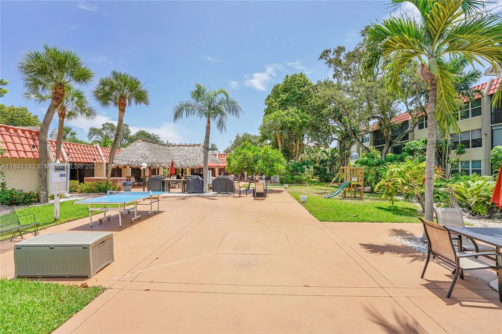 777 S Federal Hwy Rp402, Pompano Beach, Florida 33, Pompano Beach, Florida 33062, 2 Bedrooms Bedrooms, ,1 BathroomBathrooms,Residential,For Sale,777 S Federal Hwy Rp402, Pompano Beach, Florida 33,A11851182