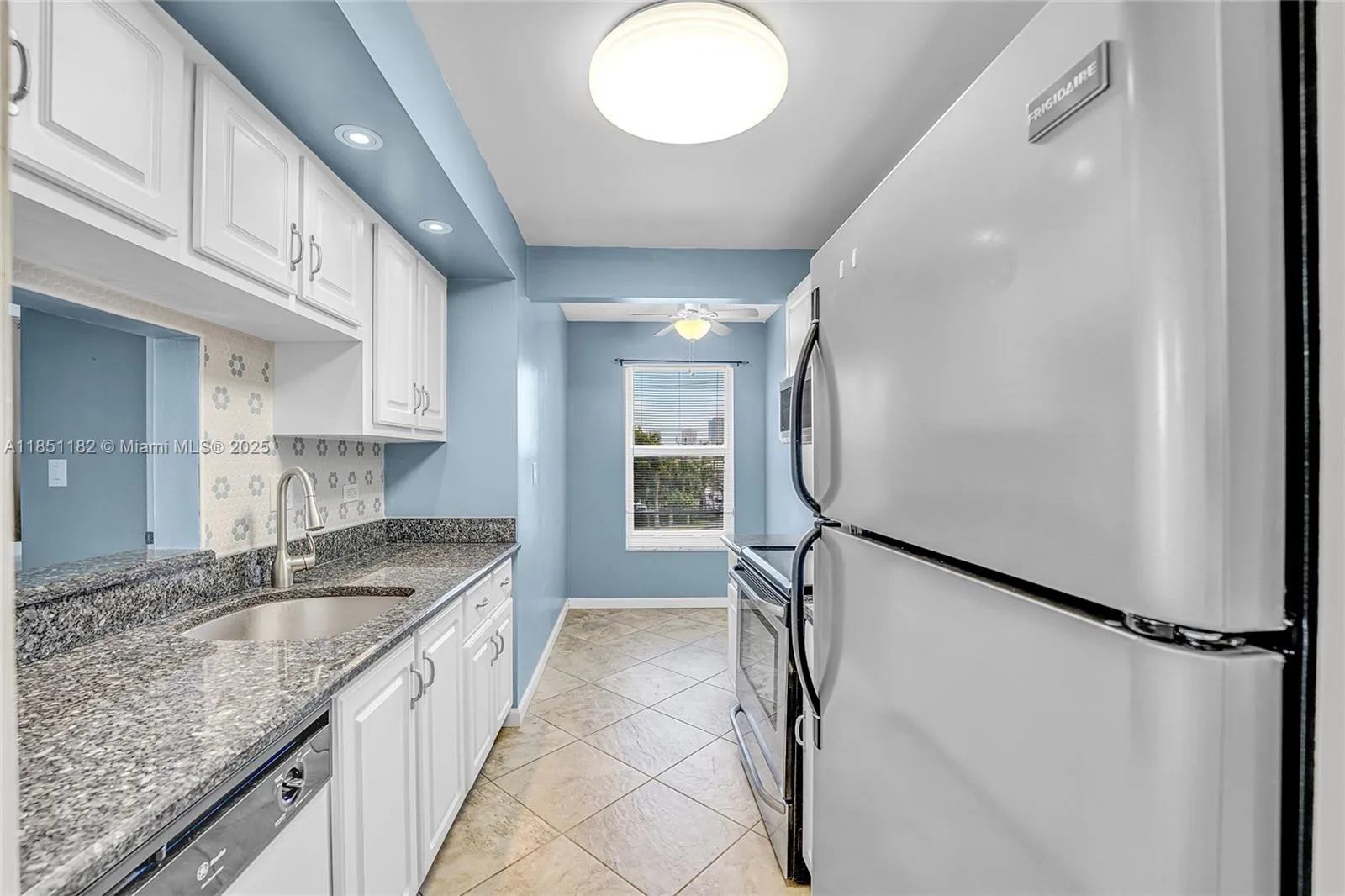 777 S Federal Hwy Rp402, Pompano Beach, Florida 33, Pompano Beach, Florida 33062, 2 Bedrooms Bedrooms, ,1 BathroomBathrooms,Residential,For Sale,777 S Federal Hwy Rp402, Pompano Beach, Florida 33,A11851182