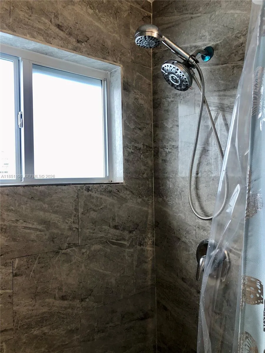 6890 Liberty St, Hollywood, Florida 33024, Hollywood, Florida 33024, 1 Bedroom Bedrooms, ,1 BathroomBathrooms,Residential Lease,For Rent,6890 Liberty St, Hollywood, Florida 33024,A11851198