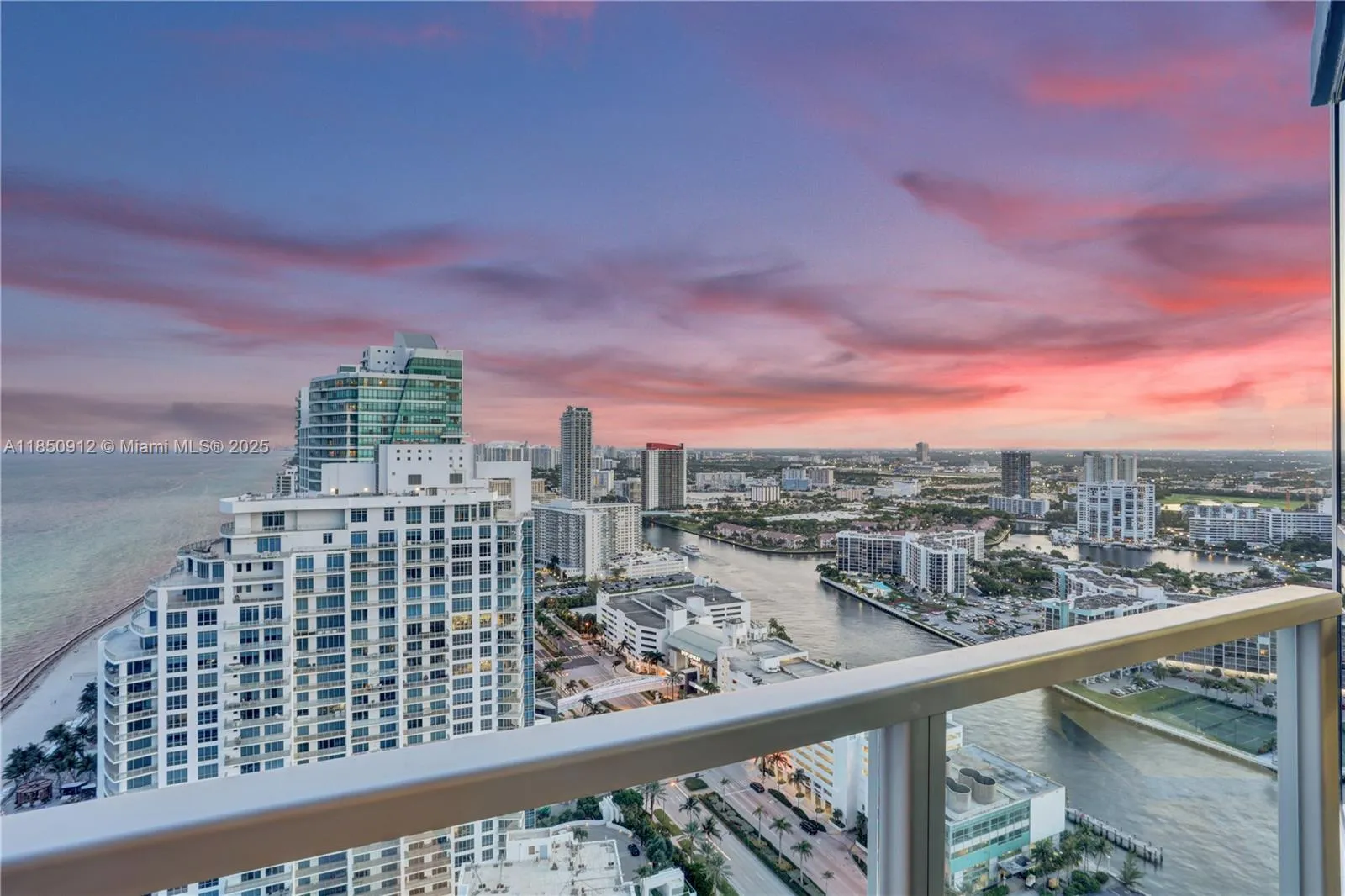 3101 S Ocean Dr 3506, Hollywood, Florida 33019, Hollywood, Florida 33019, 3 Bedrooms Bedrooms, ,3 BathroomsBathrooms,Residential,For Sale,3101 S Ocean Dr 3506, Hollywood, Florida 33019,A11850912