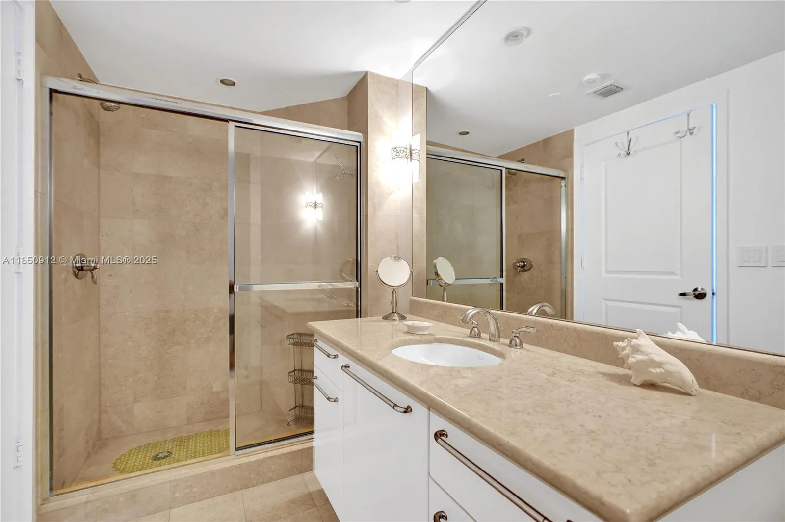 3101 S Ocean Dr 3506, Hollywood, Florida 33019, Hollywood, Florida 33019, 3 Bedrooms Bedrooms, ,3 BathroomsBathrooms,Residential,For Sale,3101 S Ocean Dr 3506, Hollywood, Florida 33019,A11850912