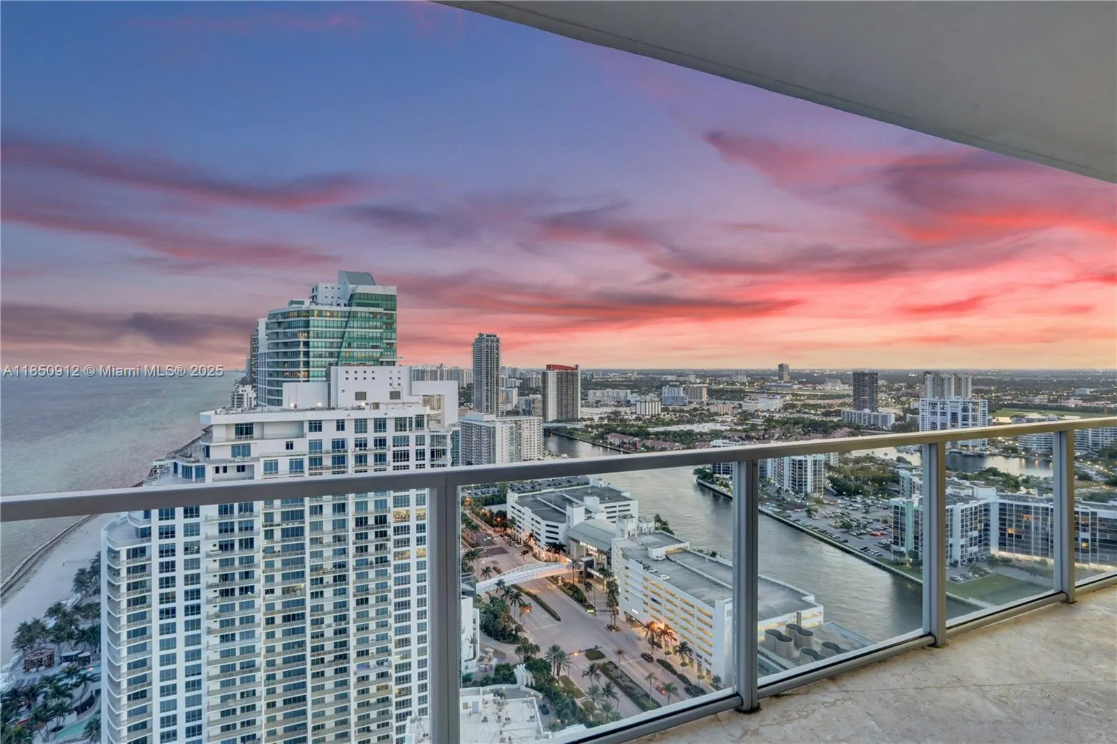 3101 S Ocean Dr 3506, Hollywood, Florida 33019, Hollywood, Florida 33019, 3 Bedrooms Bedrooms, ,3 BathroomsBathrooms,Residential,For Sale,3101 S Ocean Dr 3506, Hollywood, Florida 33019,A11850912