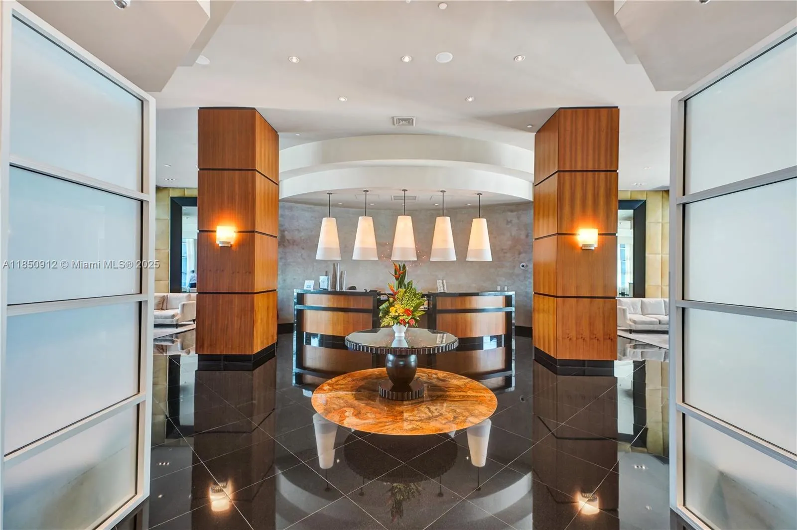 3101 S Ocean Dr 3506, Hollywood, Florida 33019, Hollywood, Florida 33019, 3 Bedrooms Bedrooms, ,3 BathroomsBathrooms,Residential,For Sale,3101 S Ocean Dr 3506, Hollywood, Florida 33019,A11850912