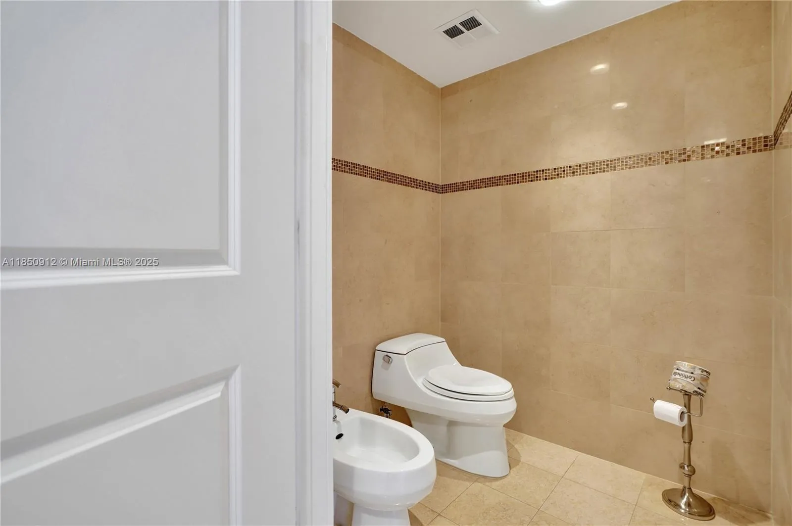 3101 S Ocean Dr 3506, Hollywood, Florida 33019, Hollywood, Florida 33019, 3 Bedrooms Bedrooms, ,3 BathroomsBathrooms,Residential,For Sale,3101 S Ocean Dr 3506, Hollywood, Florida 33019,A11850912