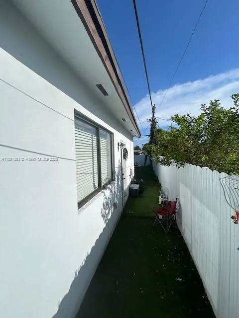 3066 Nw 92nd St, Miami, Florida 33147, Miami, Florida 33147, ,Residential Income,For Sale,3066 Nw 92nd St, Miami, Florida 33147,A11851454