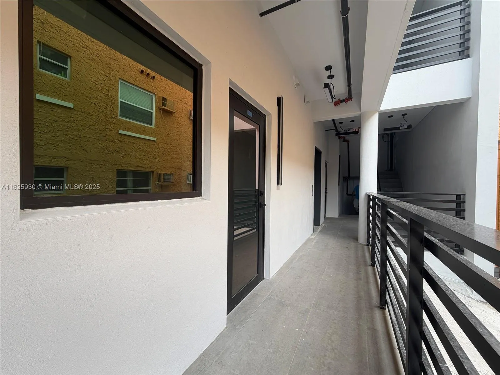 1037 Nw 2nd St, Miami, Florida 33128, Miami, Florida 33128, ,Residential Income,For Sale,1037 Nw 2nd St, Miami, Florida 33128,A11825930