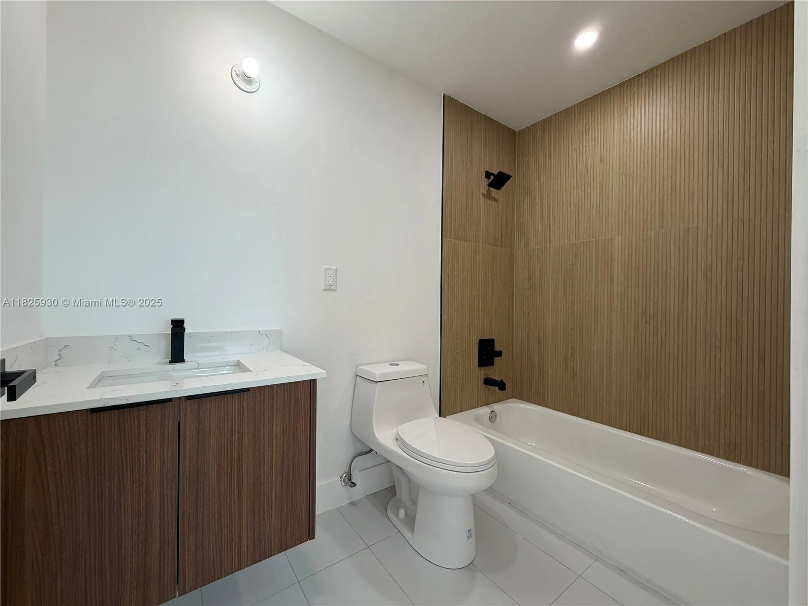 1037 Nw 2nd St, Miami, Florida 33128, Miami, Florida 33128, ,Residential Income,For Sale,1037 Nw 2nd St, Miami, Florida 33128,A11825930