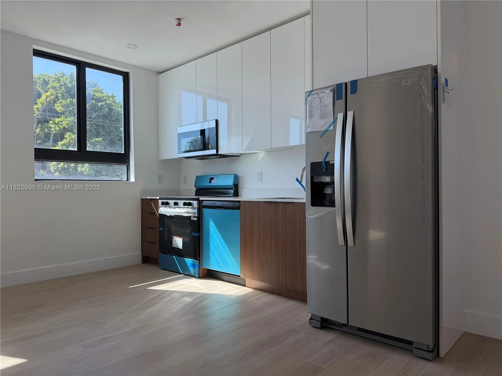 1037 Nw 2nd St, Miami, Florida 33128, Miami, Florida 33128, ,Residential Income,For Sale,1037 Nw 2nd St, Miami, Florida 33128,A11825930