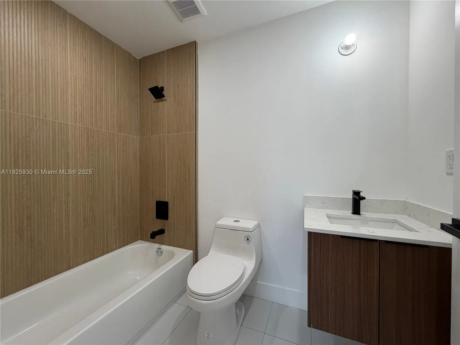 1037 Nw 2nd St, Miami, Florida 33128, Miami, Florida 33128, ,Residential Income,For Sale,1037 Nw 2nd St, Miami, Florida 33128,A11825930