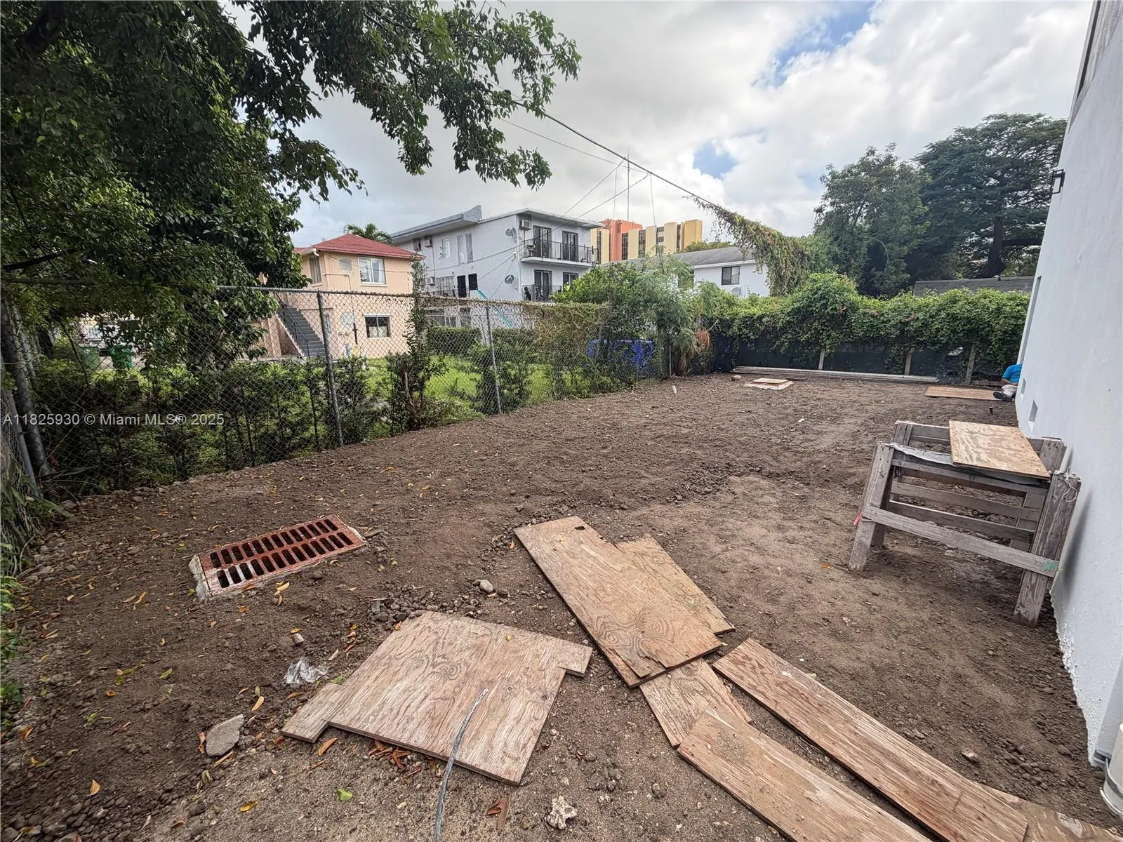 1037 Nw 2nd St, Miami, Florida 33128, Miami, Florida 33128, ,Residential Income,For Sale,1037 Nw 2nd St, Miami, Florida 33128,A11825930