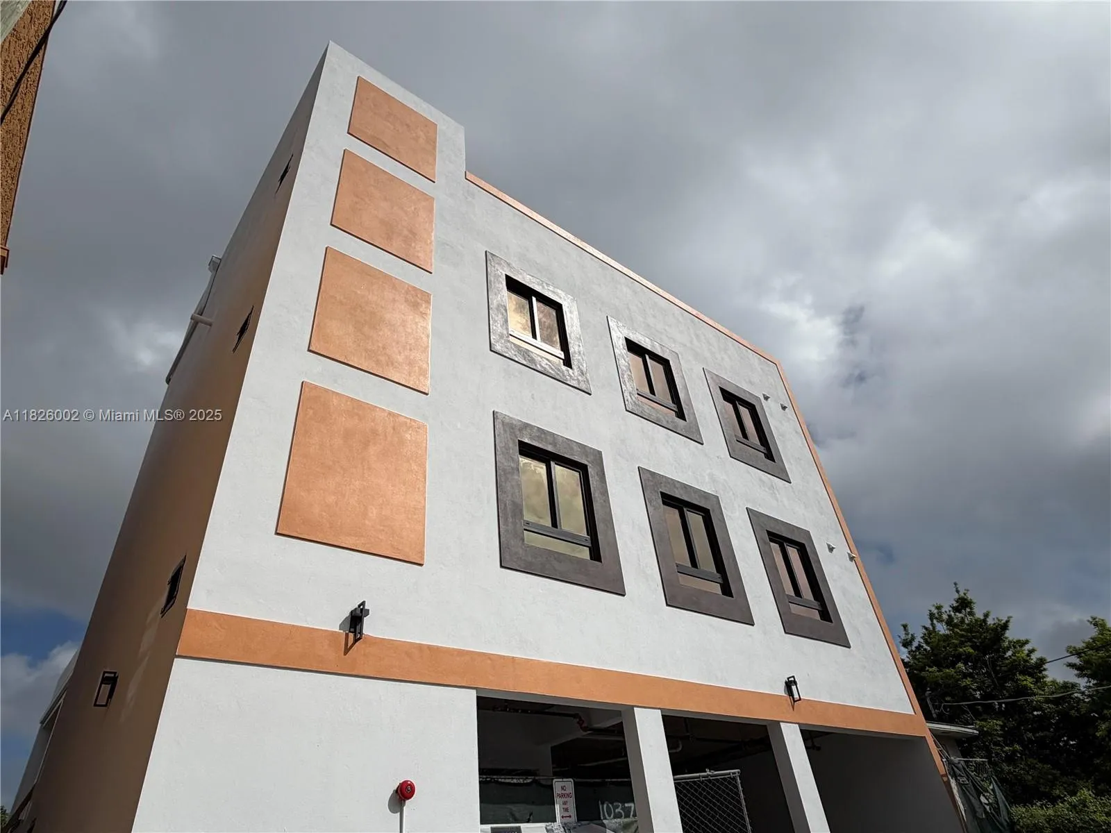 1037 Nw 2nd St, Miami, Florida 33128, Miami, Florida 33128, ,Commercial Sale,For Sale,1037 Nw 2nd St, Miami, Florida 33128,A11826002