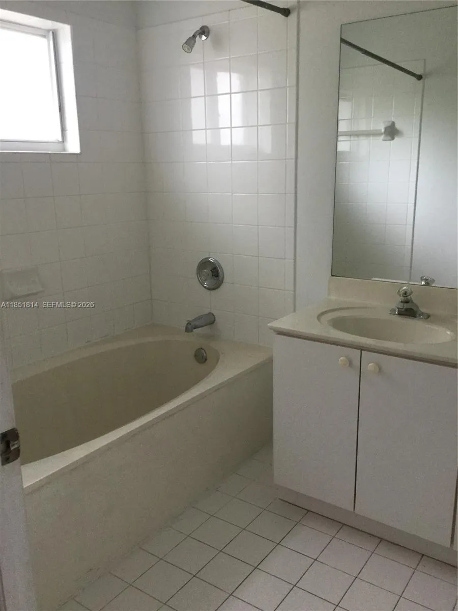 2885 Sw 127th Ave, Miramar, Florida 33027, Miramar, Florida 33027, 3 Bedrooms Bedrooms, ,2 BathroomsBathrooms,Residential Lease,For Rent,2885 Sw 127th Ave, Miramar, Florida 33027,A11851814