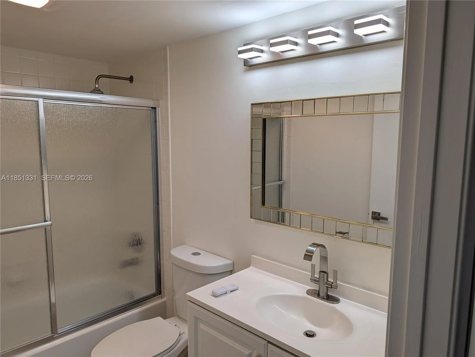 1400 Sw 124th Ter 109q, Pembroke Pines, Florida 33, Pembroke Pines, Florida 33027, 2 Bedrooms Bedrooms, ,2 BathroomsBathrooms,Residential,For Sale,1400 Sw 124th Ter 109q, Pembroke Pines, Florida 33,A11851331