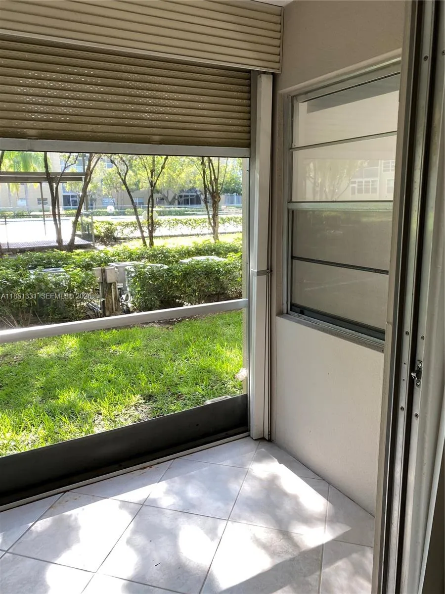 1400 Sw 124th Ter 109q, Pembroke Pines, Florida 33, Pembroke Pines, Florida 33027, 2 Bedrooms Bedrooms, ,2 BathroomsBathrooms,Residential,For Sale,1400 Sw 124th Ter 109q, Pembroke Pines, Florida 33,A11851331