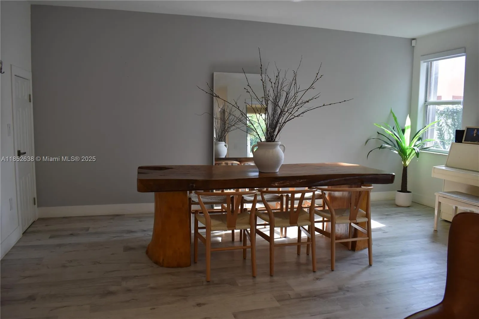 5189 Nw 108th Path, Doral, Florida 33178, Doral, Florida 33178, 3 Bedrooms Bedrooms, ,2 BathroomsBathrooms,Residential,For Sale,5189 Nw 108th Path, Doral, Florida 33178,A11852638