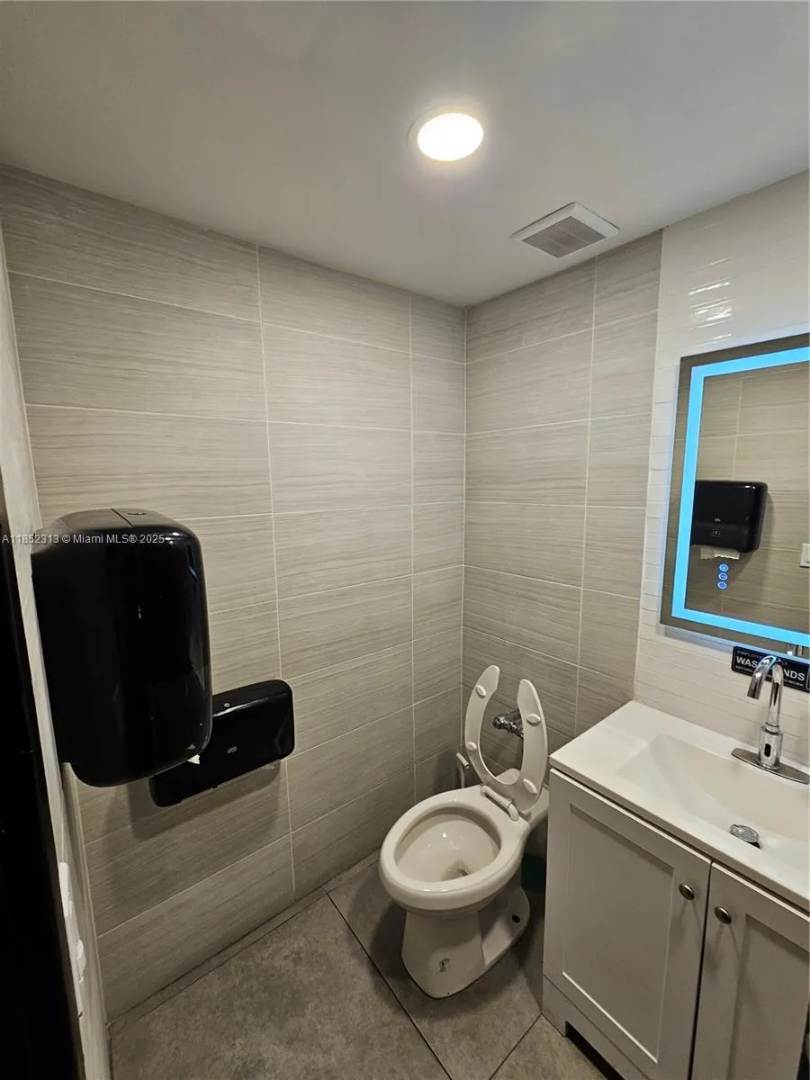 2995 Ne 163rd St, North Miami Beach, Florida 33160, North Miami Beach, Florida 33160, ,Business Opportunity,For Sale,2995 Ne 163rd St, North Miami Beach, Florida 33160,A11852313
