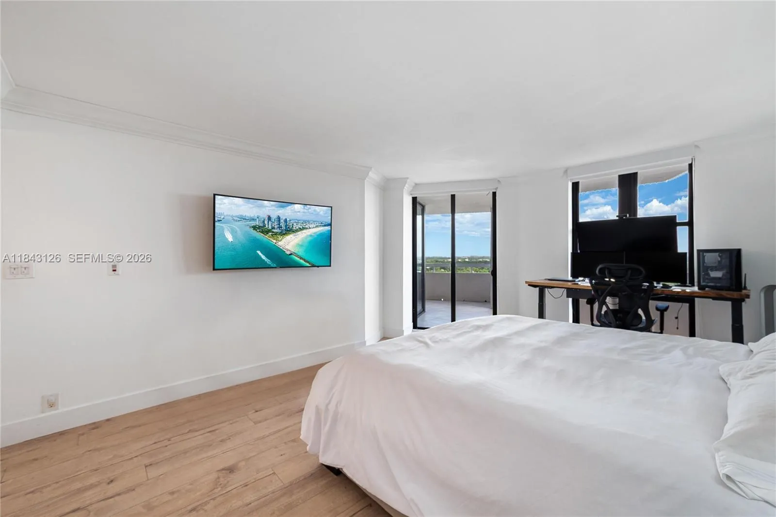 2000 Towerside Ter Ph-9, Miami, Florida 33138, Miami, Florida 33138, 2 Bedrooms Bedrooms, ,2 BathroomsBathrooms,Residential,For Sale,2000 Towerside Ter Ph-9, Miami, Florida 33138,A11843126