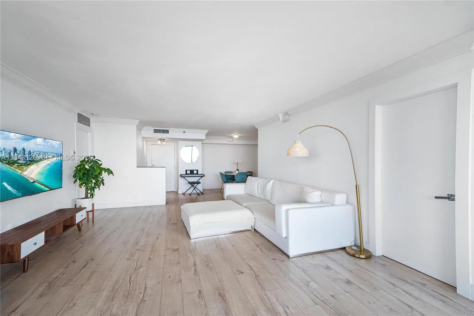 2000 Towerside Ter Ph-9, Miami, Florida 33138, Miami, Florida 33138, 2 Bedrooms Bedrooms, ,2 BathroomsBathrooms,Residential,For Sale,2000 Towerside Ter Ph-9, Miami, Florida 33138,A11843126