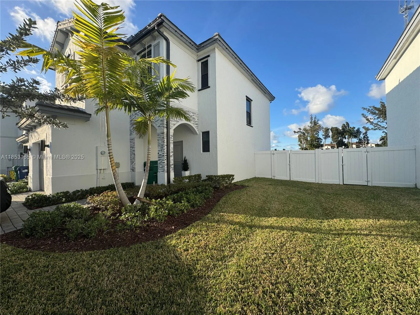 631 Nw 204th St, Miami Gardens, Florida 33169, Miami Gardens, Florida 33169, 3 Bedrooms Bedrooms, ,2 BathroomsBathrooms,Residential Lease,For Rent,631 Nw 204th St, Miami Gardens, Florida 33169,A11853165