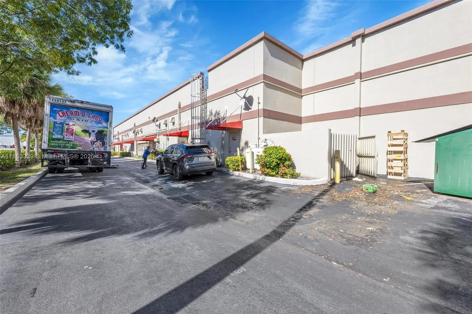 3942 Pembroke Rd, Hollywood, Florida 33021, Hollywood, Florida 33021, ,Commercial Sale,For Sale,3942 Pembroke Rd, Hollywood, Florida 33021,A11853339