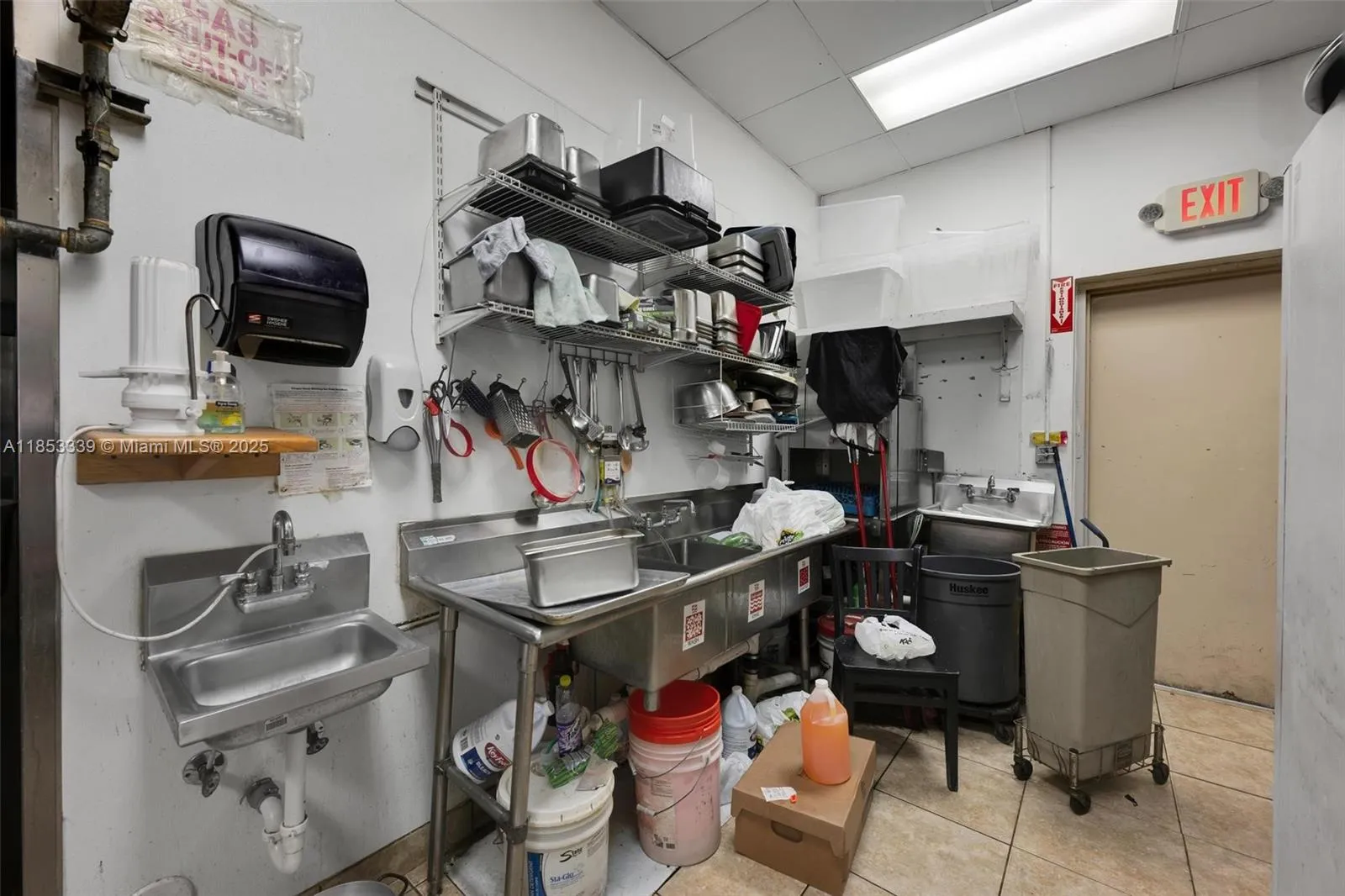 3942 Pembroke Rd, Hollywood, Florida 33021, Hollywood, Florida 33021, ,Commercial Sale,For Sale,3942 Pembroke Rd, Hollywood, Florida 33021,A11853339