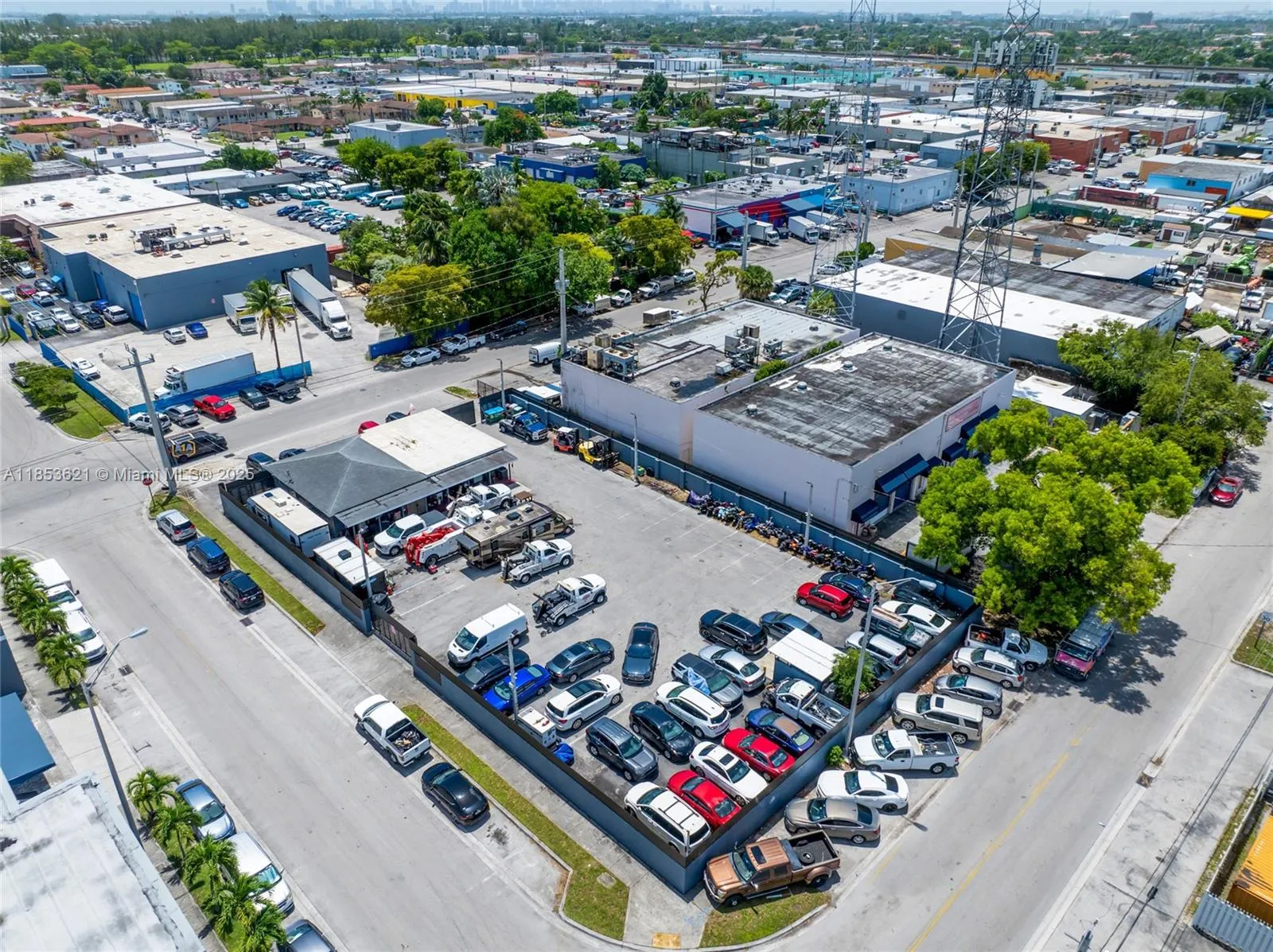 2696 W 3rd Ave, Hialeah, Florida 33010, Hialeah, Florida 33010, ,Commercial Sale,For Sale,2696 W 3rd Ave, Hialeah, Florida 33010,A11853621