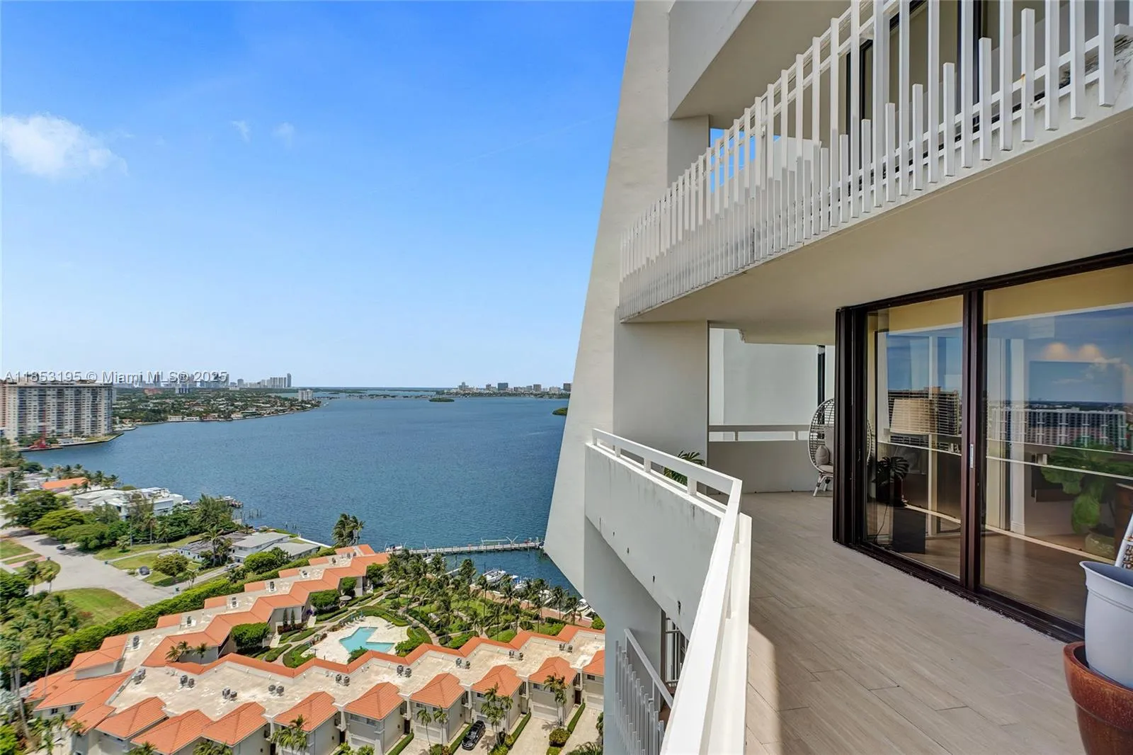 4000 Towerside Ter Ph9, Miami, Florida 33138, Miami, Florida 33138, 2 Bedrooms Bedrooms, ,2 BathroomsBathrooms,Residential,For Sale,4000 Towerside Ter Ph9, Miami, Florida 33138,A11853195