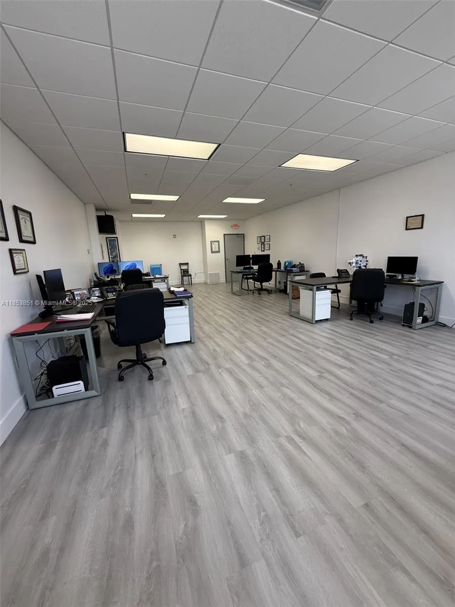 Doral, Florida 33166, ,Commercial Lease,For Rent,A11853851