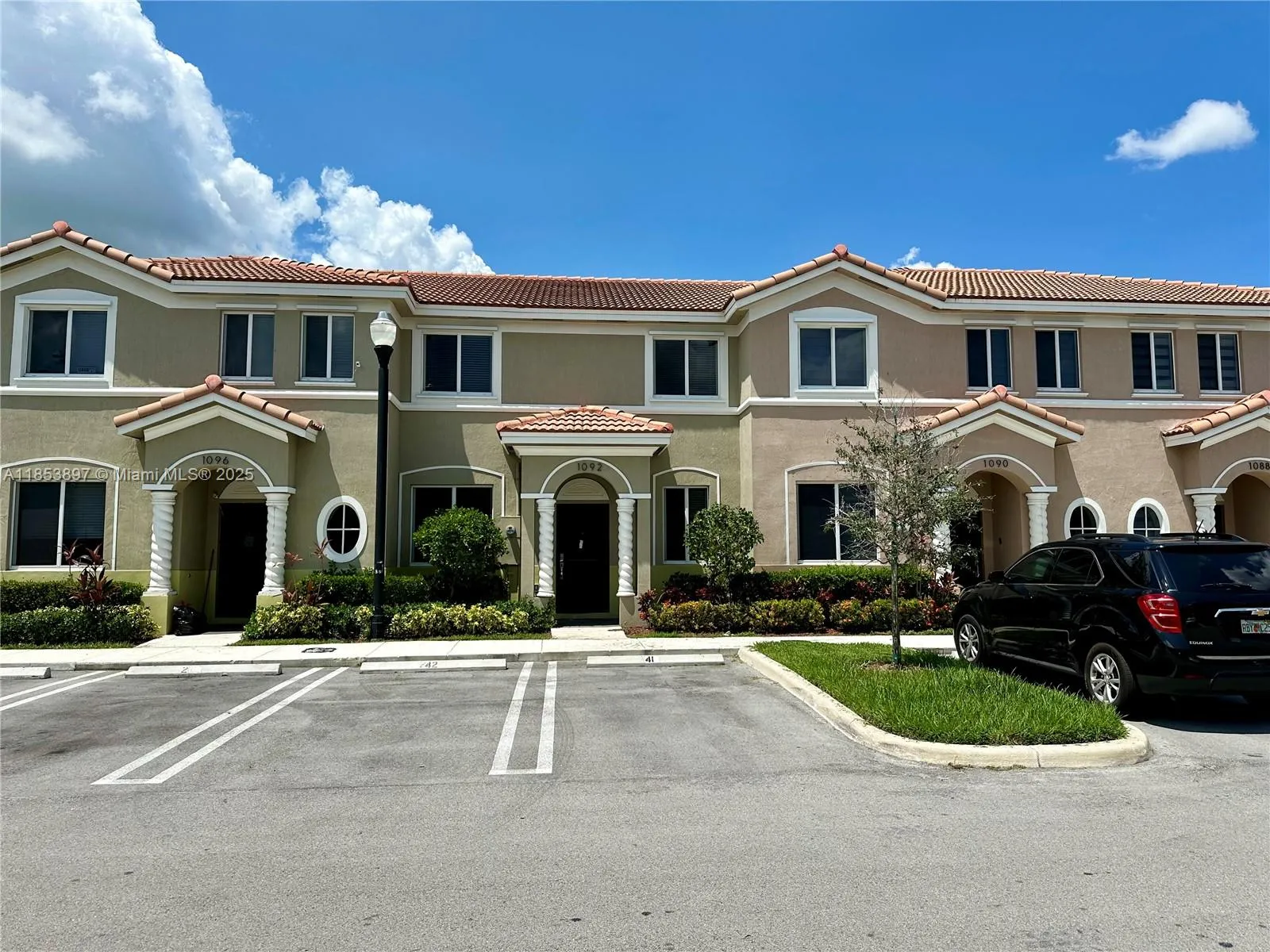 1092 Se 23rd Ave 1092, Homestead, Florida 33035, Homestead, Florida 33035, 3 Bedrooms Bedrooms, ,2 BathroomsBathrooms,Residential Lease,For Rent,1092 Se 23rd Ave 1092, Homestead, Florida 33035,A11853897