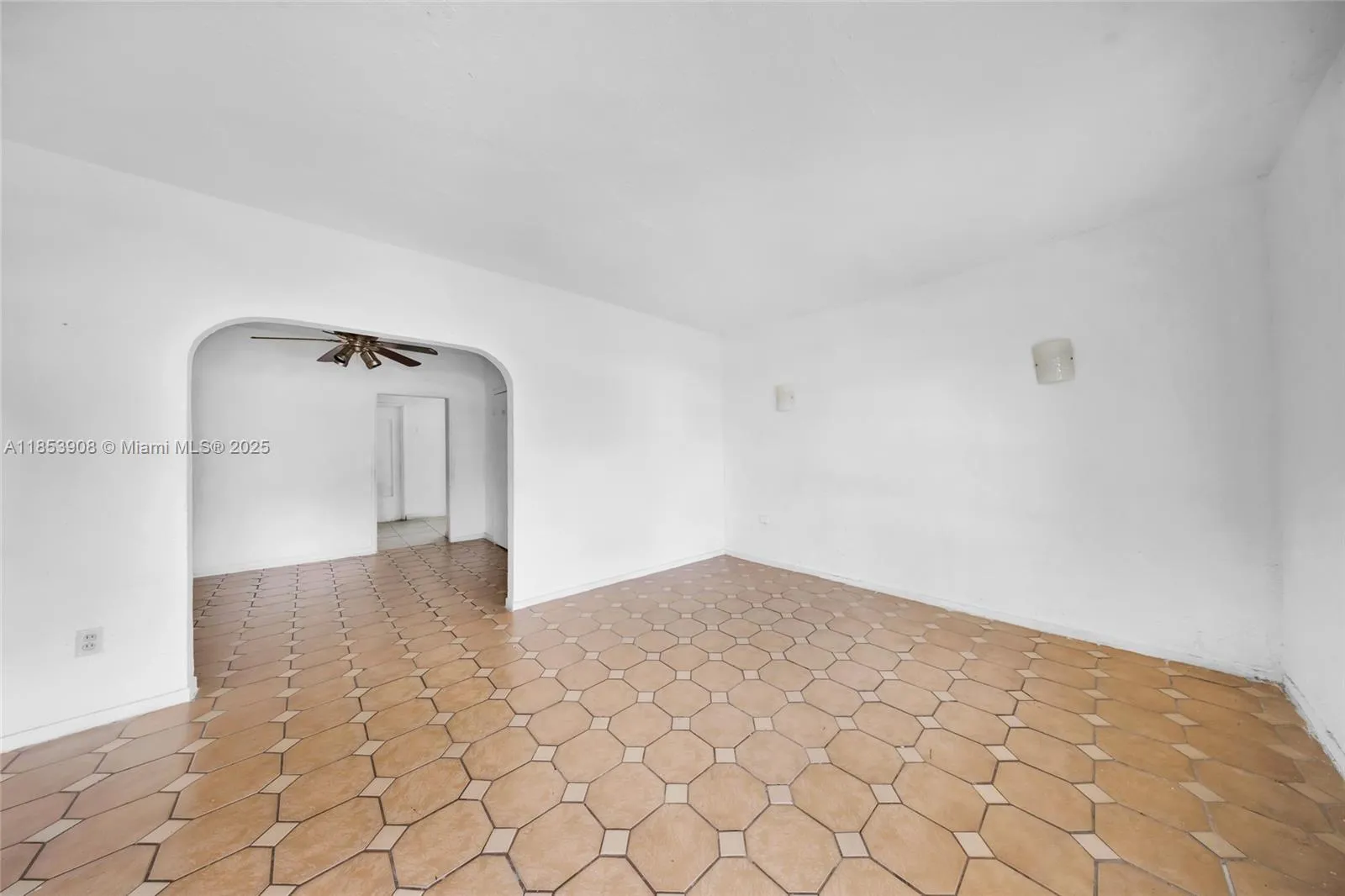 2728 Nw 3rd St, Miami, Florida 33125, Miami, Florida 33125, ,Commercial Sale,For Sale,2728 Nw 3rd St, Miami, Florida 33125,A11853908