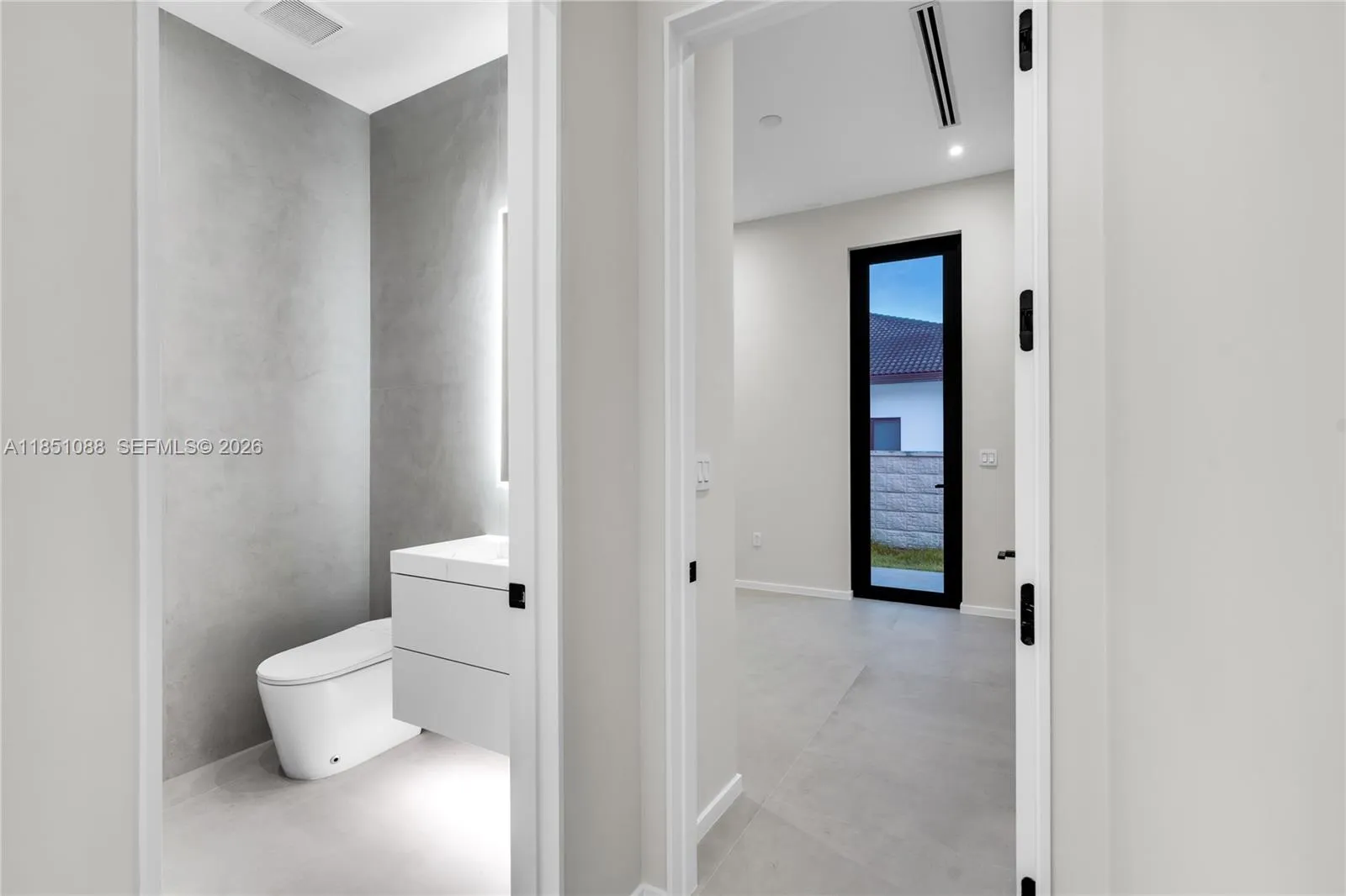 1/2 bath / office entrance