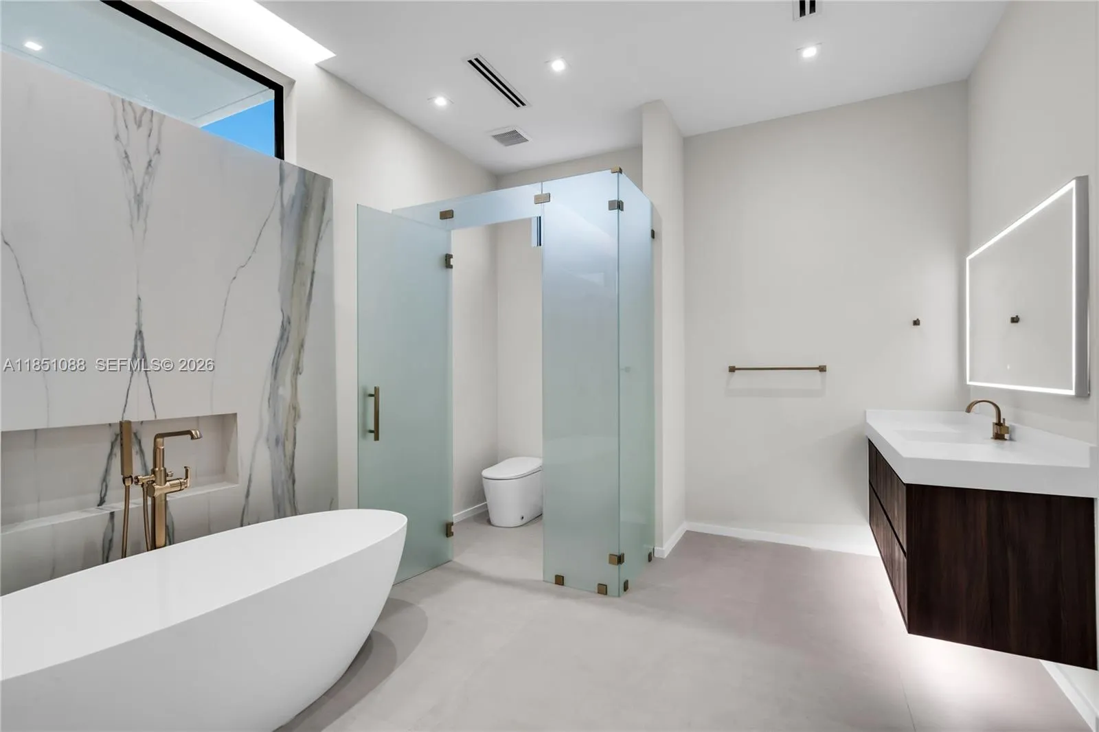 Master Bath side view