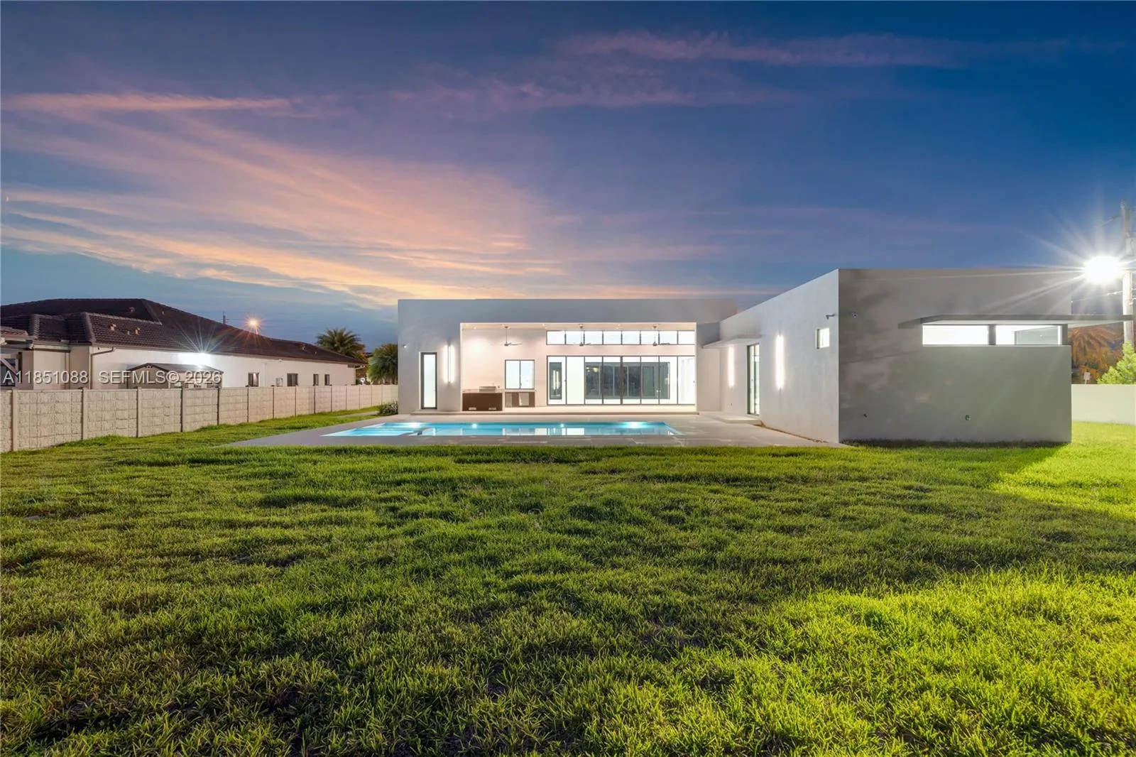 Back structure and pool night view